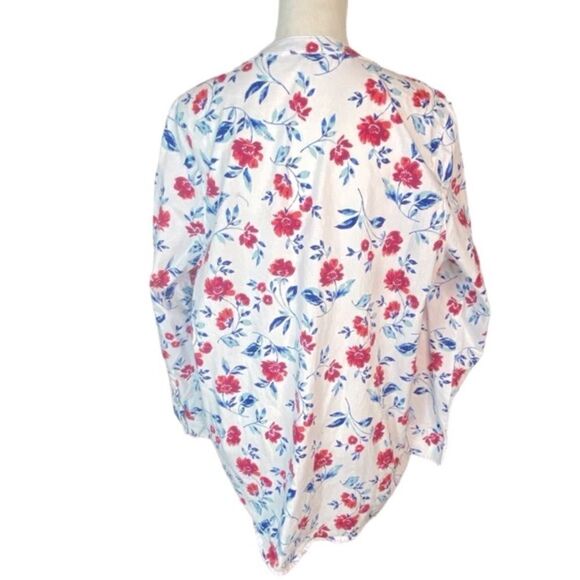 Woman Within Wm’s Sz 18/20 White Floral Pleated Front Collarless Button Shirt - Picture 3 of 5